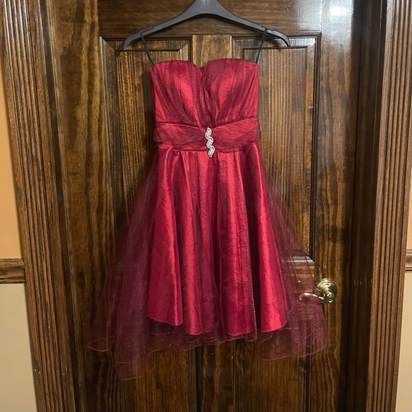 Red Homecoming/Party Dress Size Small - Picture 2 of 5